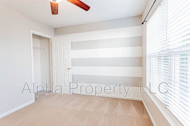 Greenville House: 7 Box Tree Way