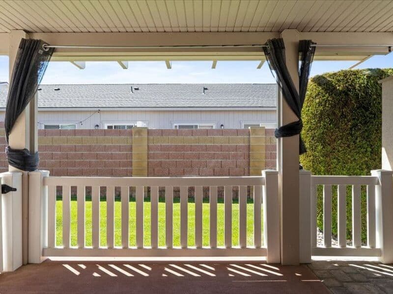 Pasco Townhome: 9604 Mia Lane