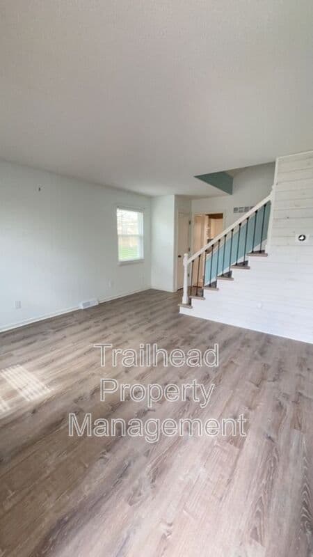 Kansas City Townhome: 8716 N Chatham Ave