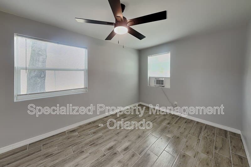 Orlando House: 561 Raleigh St