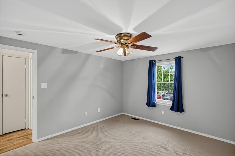 Parkville Condo: 139 East Orange Court