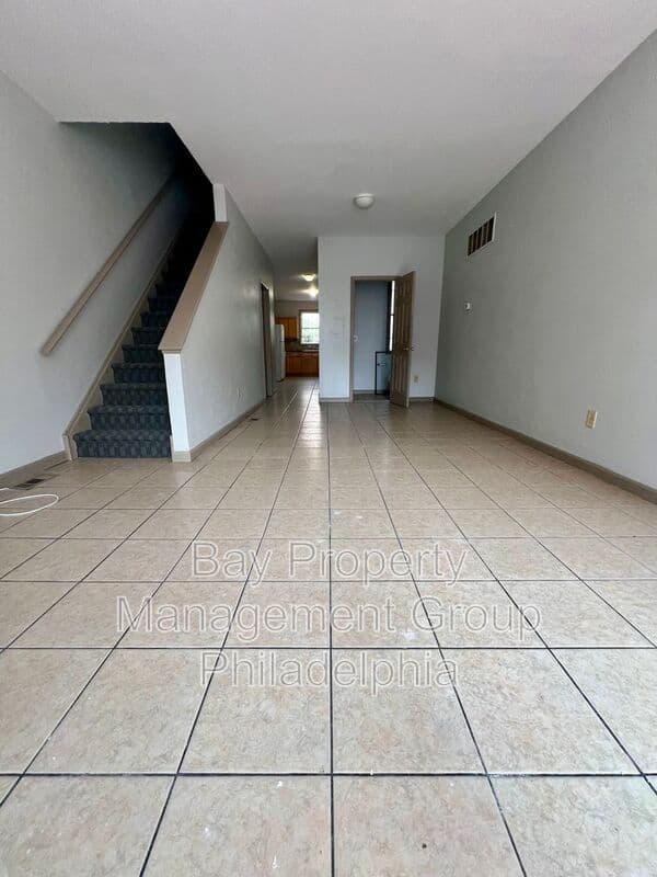 Philadelphia House: 2154 N Carlisle St