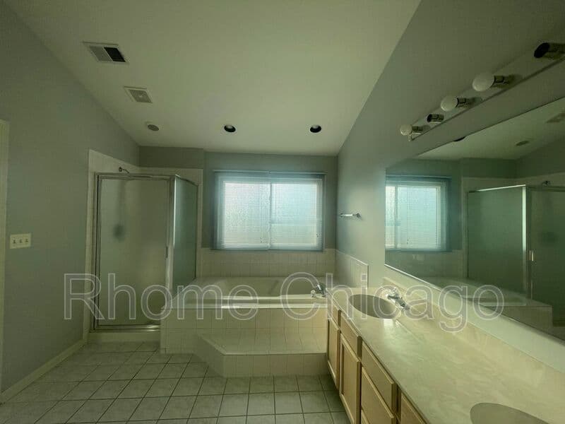 Carol Stream House: 1034 Idaho St.
