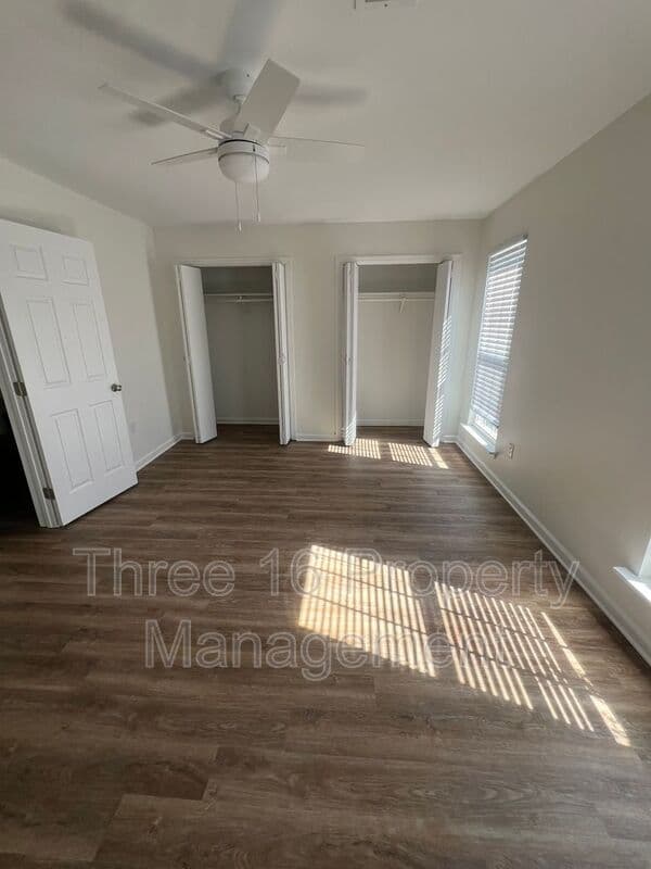 Evans House: 4211 Fairfield Cir
