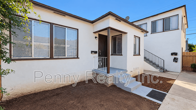 San Diego Condo: 3826-3832.5 Euclid Ave.