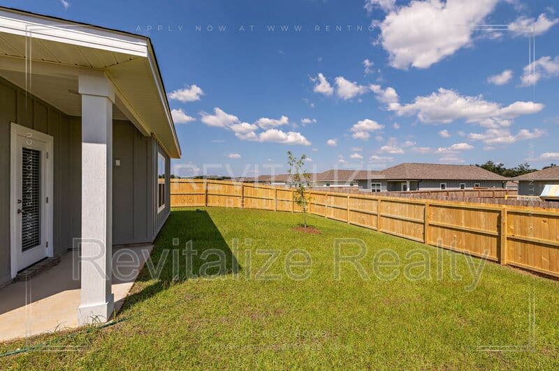 Foley House: 13658 Addison Place