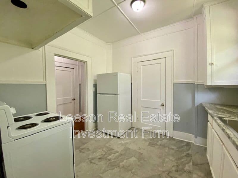 Shreveport House: 310 1/2 Kings Highway