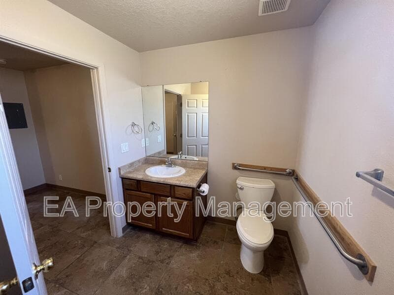 Moriarty House: 502 U.S. Route 66