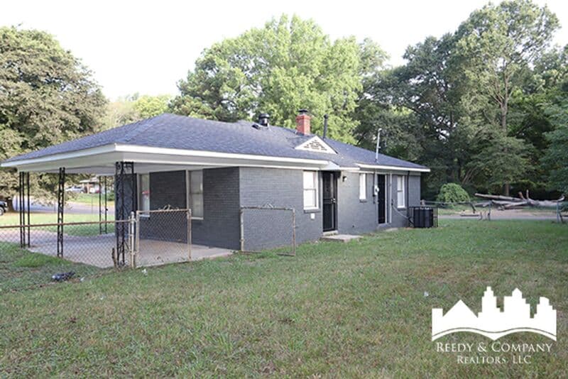Memphis House: 1380 Rolling Hills Dr