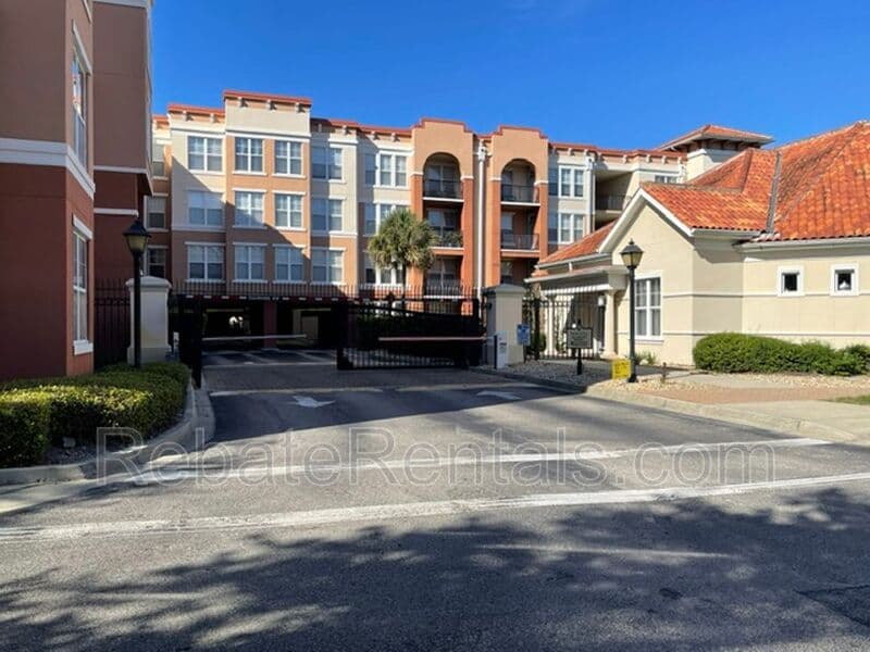 Jacksonville Condo: 10435 Midtown Parkway