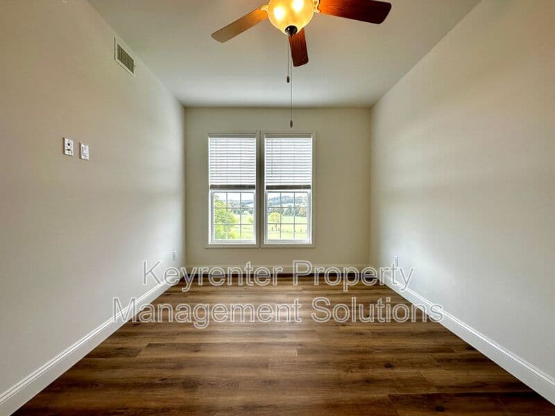 Weyers Cave Condo: 3445 Lee Hwy