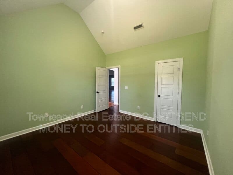 Fayetteville House: 3416 Whispering Meadow Lane