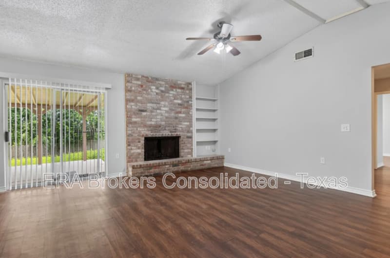 Converse House: 10341 Flatland Trail