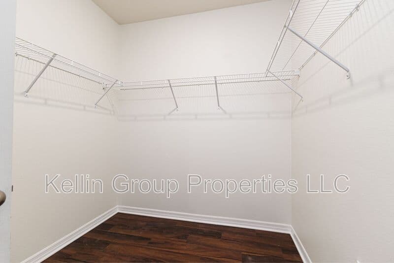 Haines City House: 972 Serchio St
