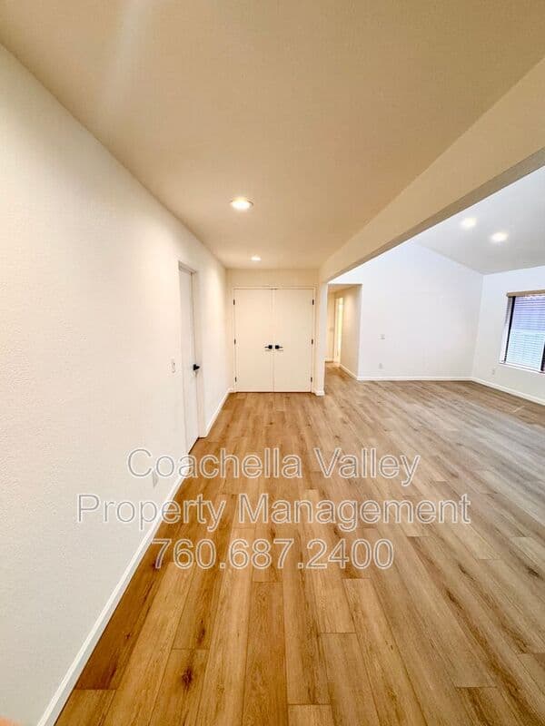 Palm Desert Condo: 41595 Navarre Ct