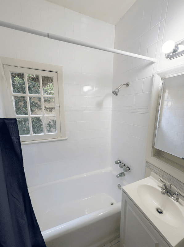 Venice Condo: 21 Westminster Avenue - 201