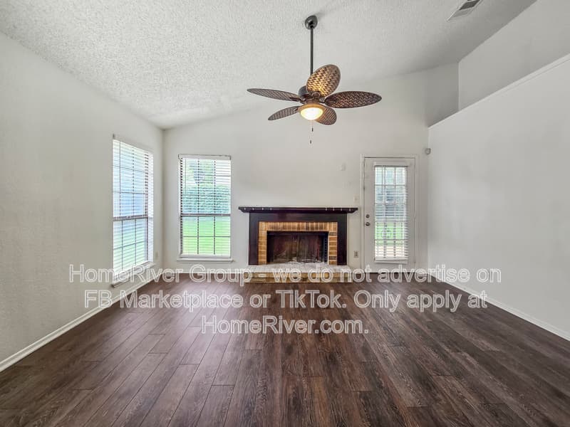 Fort Worth House: 2609 Galemeadow Dr