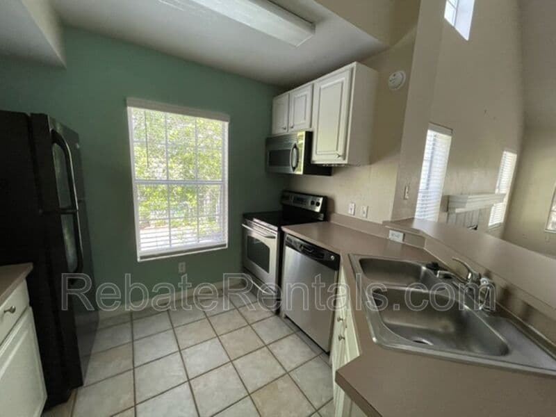 Jacksonville Condo: 13703 Richmond Park Drive