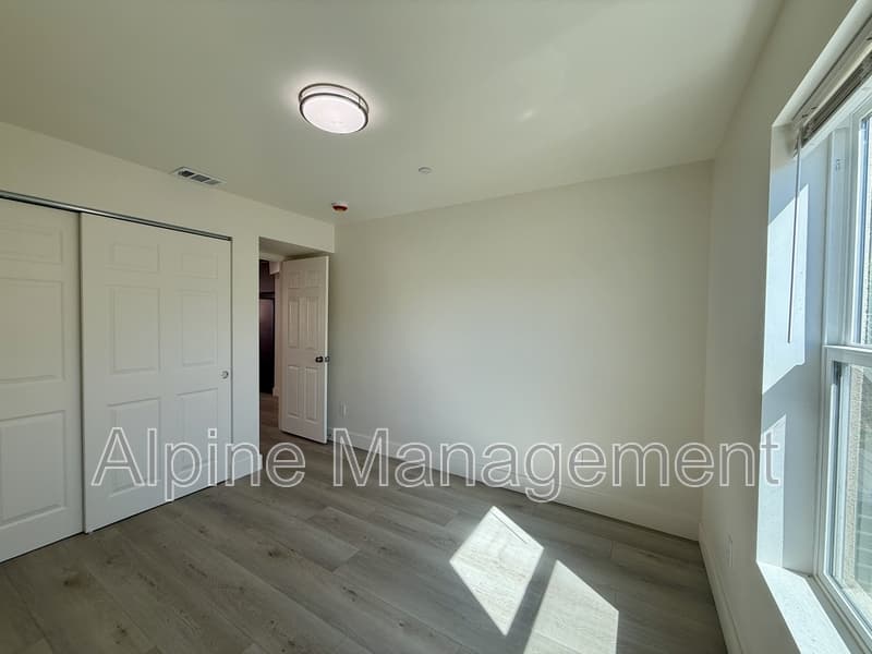 Oakland Condo: 1436 55th Avenue