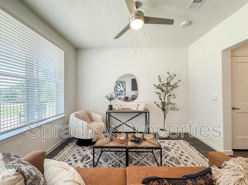 Belton Condo: 710 Shine St.
