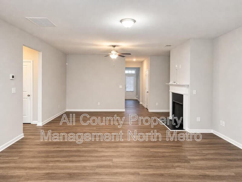 Johns Creek Townhome: 490 Tall Pines Terrace