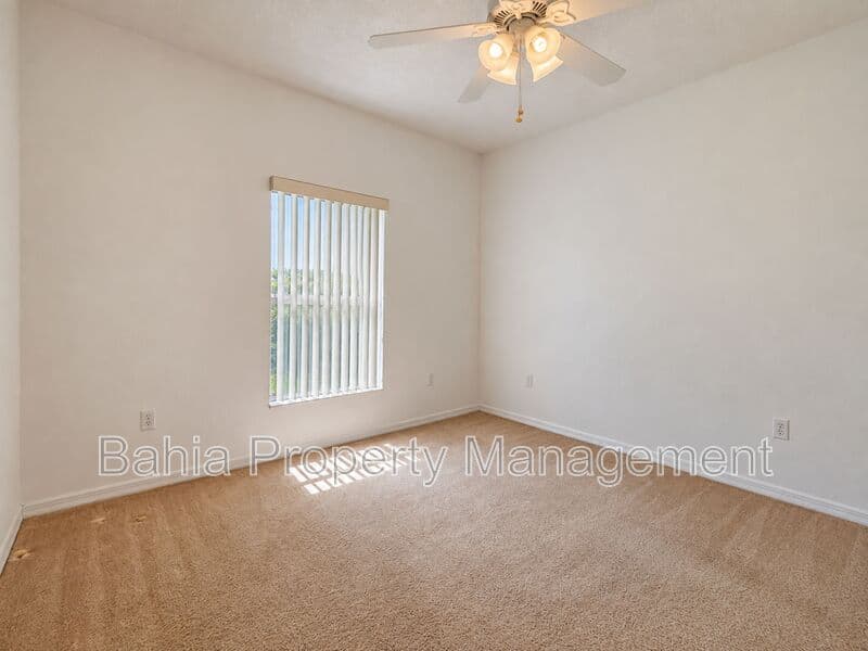 Kissimmee House: 3525 Sunset Isles Blvd