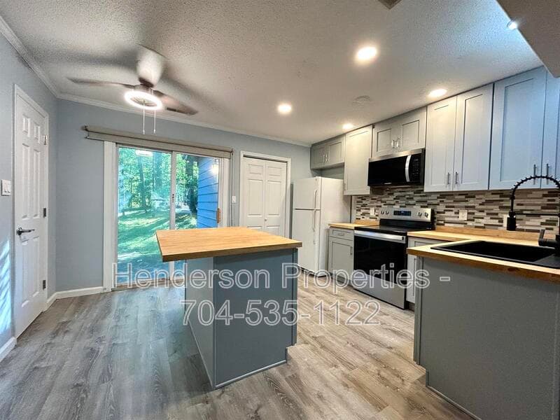 Fort Mill Townhome: 114 Joshua Case Ct