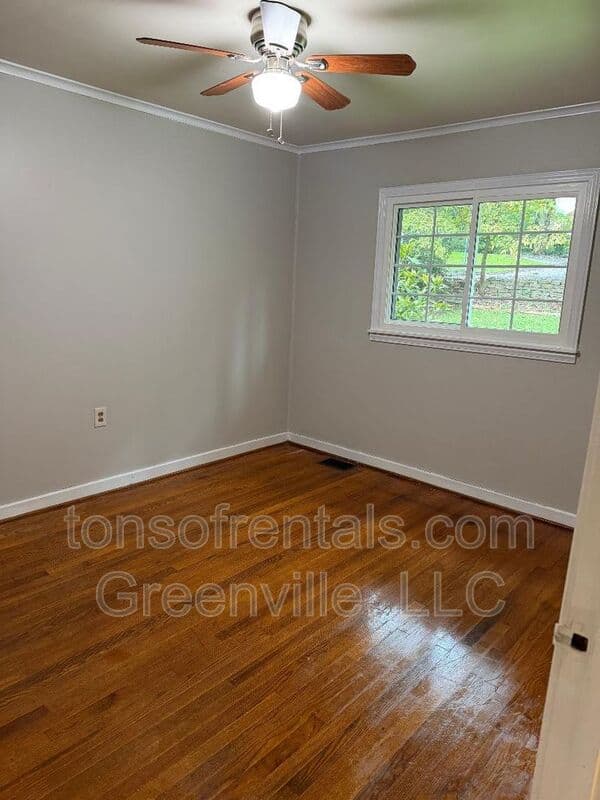 Spartanburg Condo: 793 Hillview Street