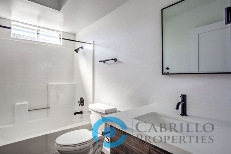 San Diego Townhome: 3680 Alabama Street