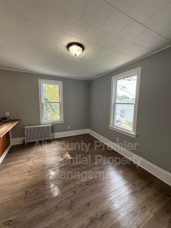 Trenton Condo: 1101 Hamilton Ave.