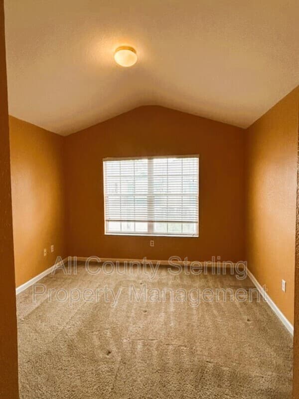 Sanford Townhome: 5052 Hawkstone Dr.