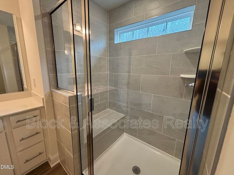 Raleigh House: 5128 Ranger Grove Way