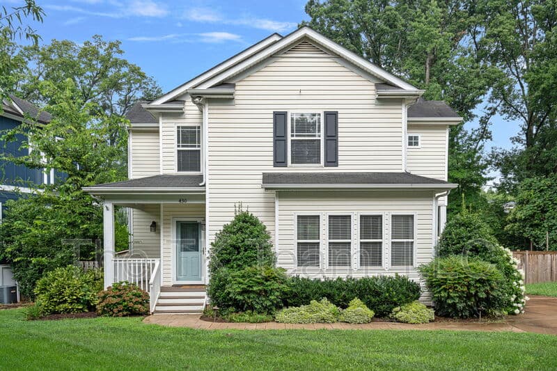 Charlotte House: 430 Iverson Way