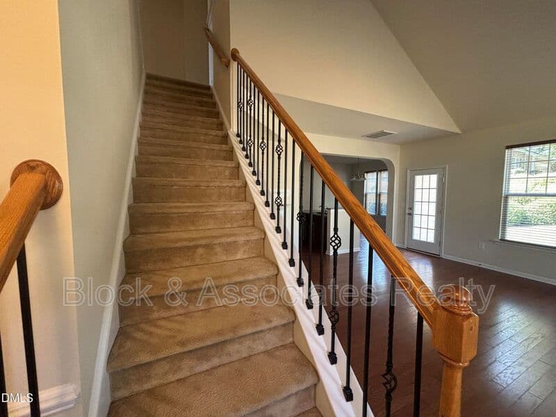 Wake Forest House: 1429 Kirkwood Hill Way