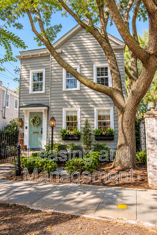 Charleston Condo: 52 Chapel Street