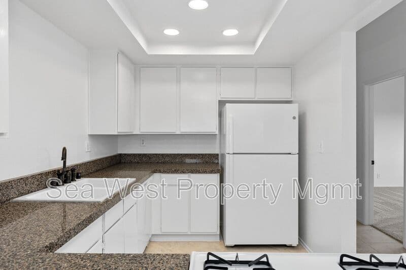 Carlsbad Condo: 6907 Quail Pl.