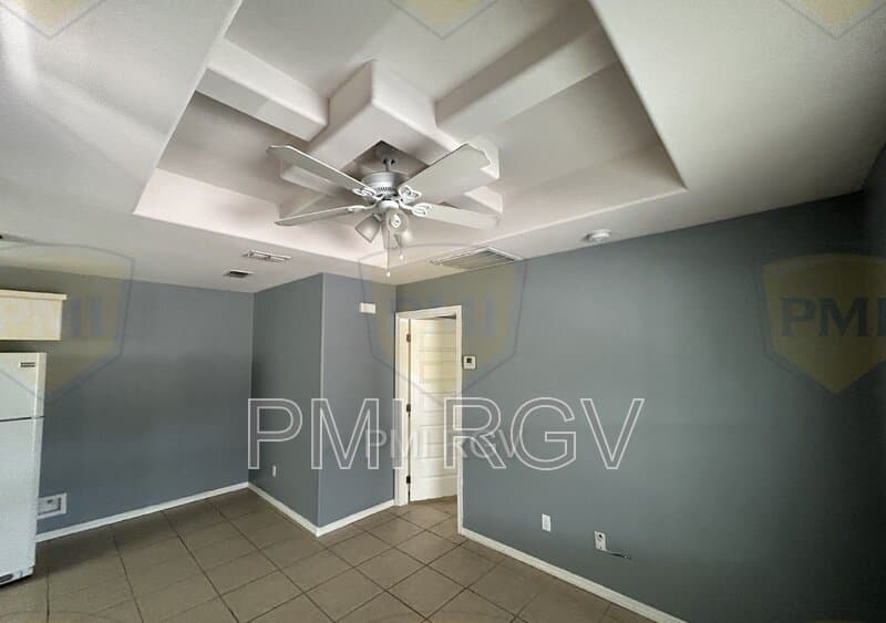 Edinburg Condo: 1502 Quitaca Dr