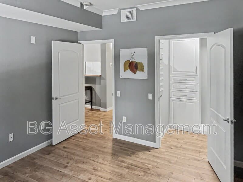 Walnut Creek House: 1315 Alma Avenue