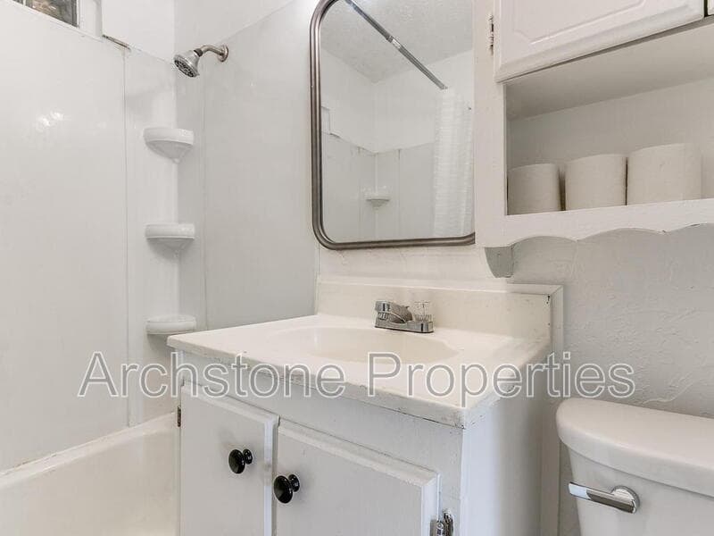 Oklahoma City Townhome: 1231 North Grand Boulevard