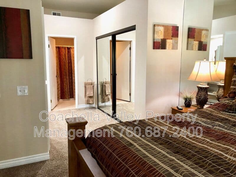Palm Springs Condo: 500 S. Farrell Drive