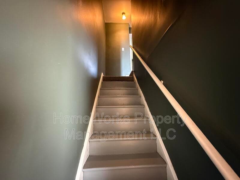 BALTIMORE Townhome: 3844 ELMLEY AVE