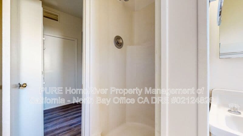 Santa Rosa House: 1430 Sonoma Avenue