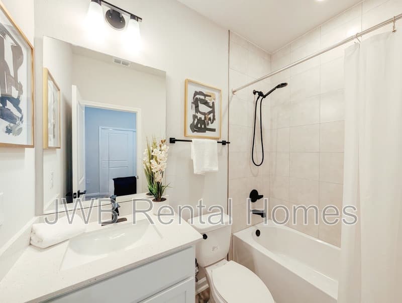 Jacksonville Townhome: 160 Barstow Pl