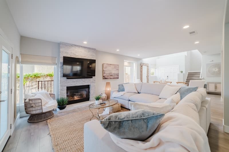 Carlsbad House: 7528 Navigator Circle