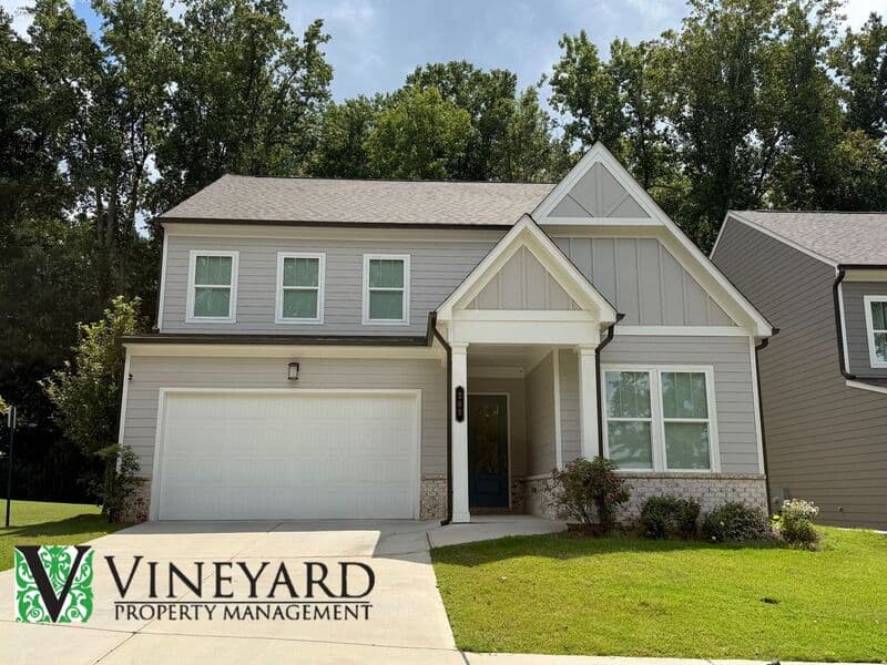 Holly Springs House: 265 Birchwood Row