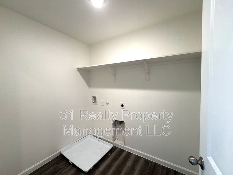 Fort Worth House: 10345 Castle Lyons Lane