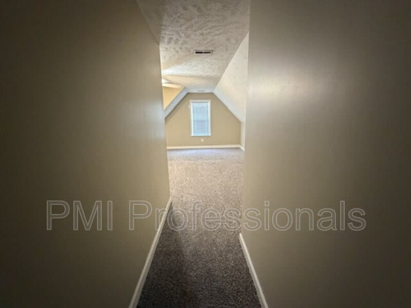 Murfreesboro House: 548 Faxon Ct
