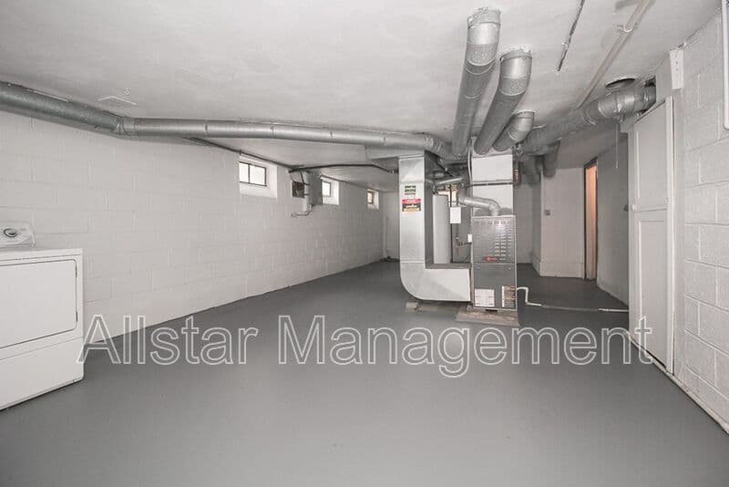 South Euclid House: 4055 Colony Rd