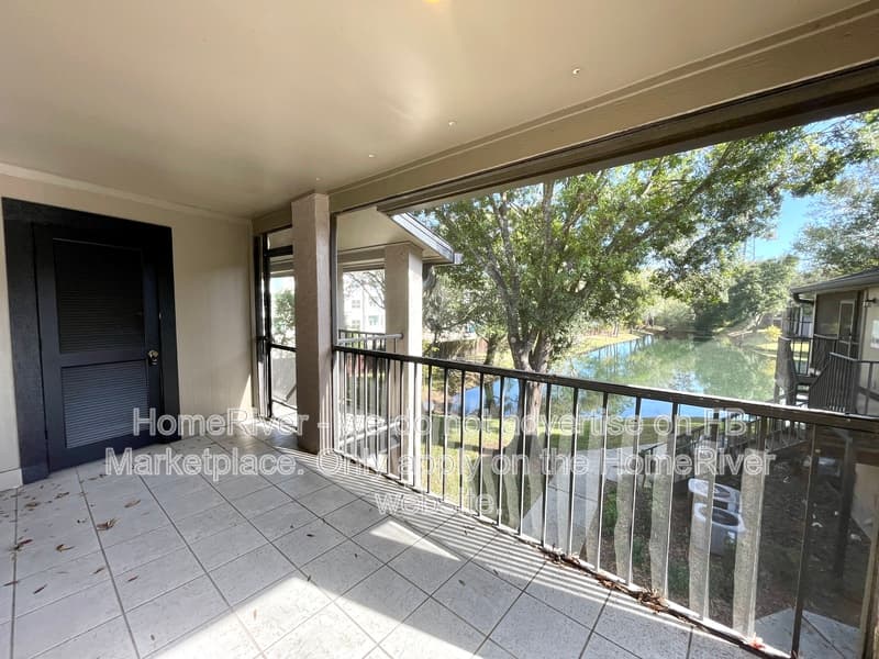 Tampa Condo: 14733 Norwood Oaks Dr