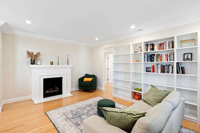 Sacramento House: 4311 Cabrillo Way